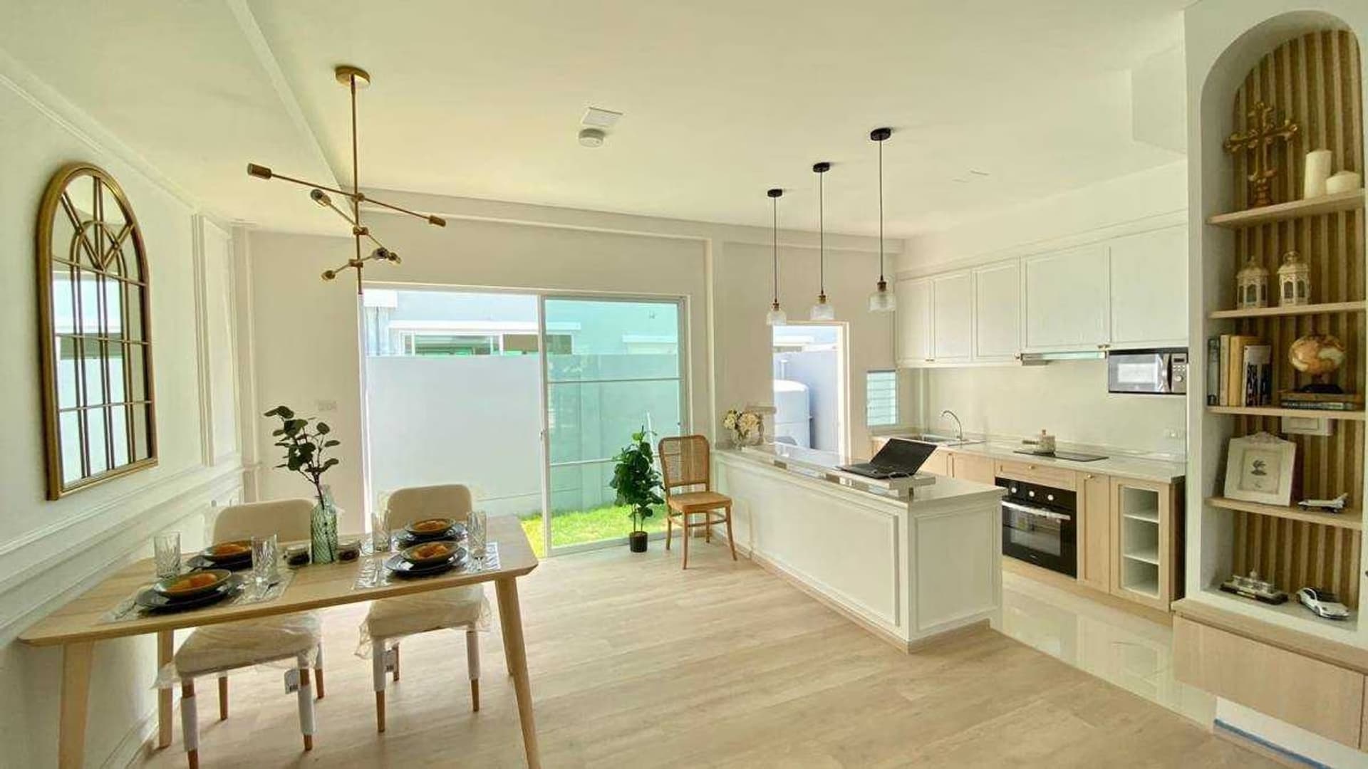 3 Bed Townhouse for Rent and Sale in Prawet - Image 13