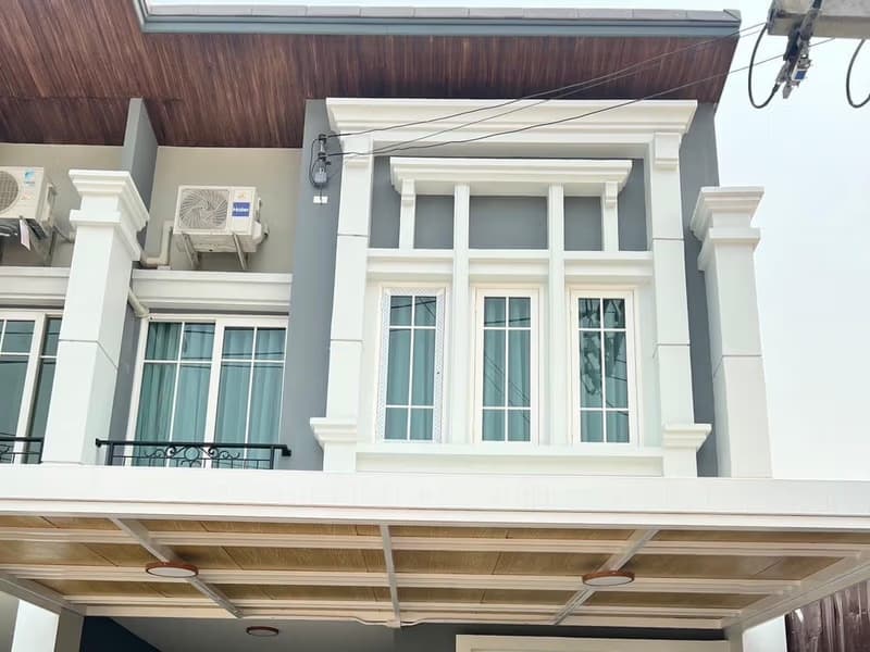 3 Bed Townhouse for Rent in Mueang Chiang Mai