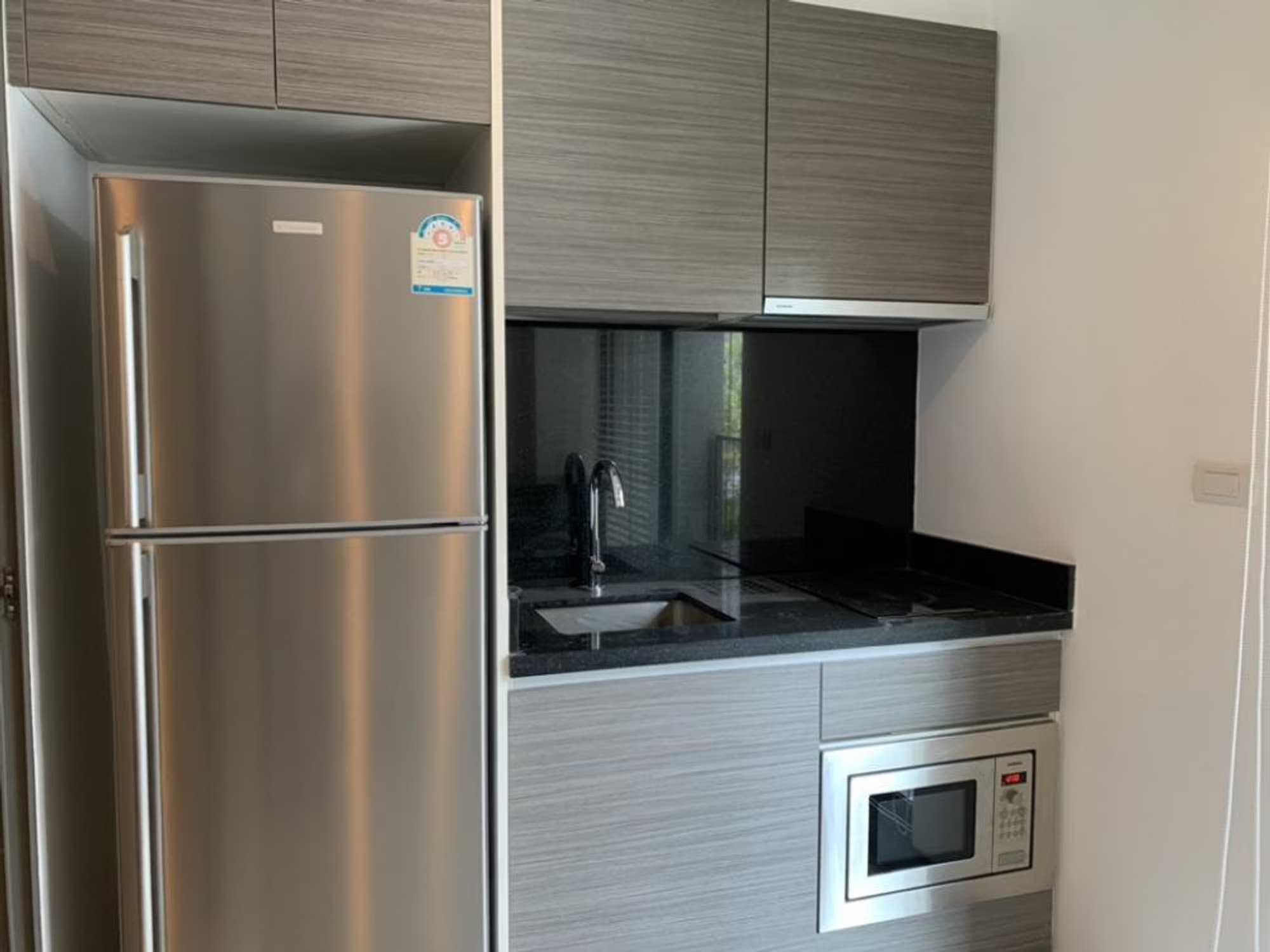 Condo for Rent at Rende Sukhumvit 23 - Image 5