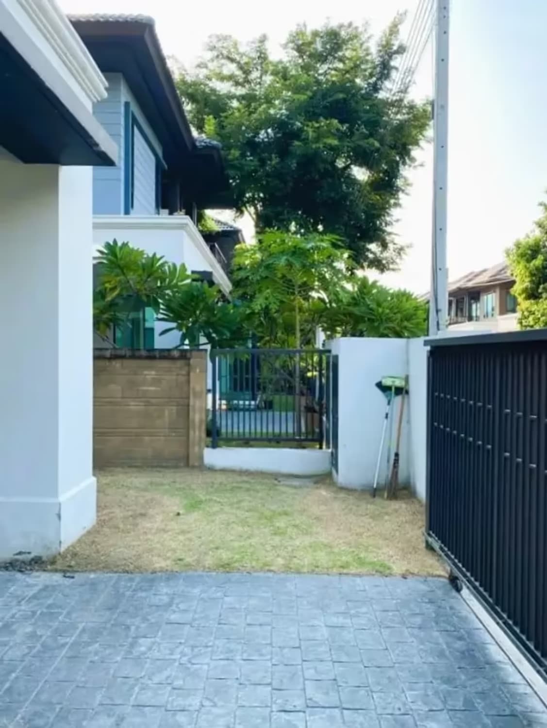 3 Bedroom House - Image 10