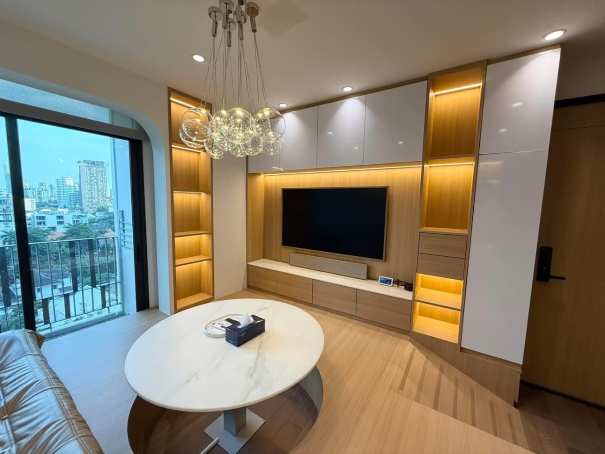 2 Bed Condo for Rent in Watthana - Image 1
