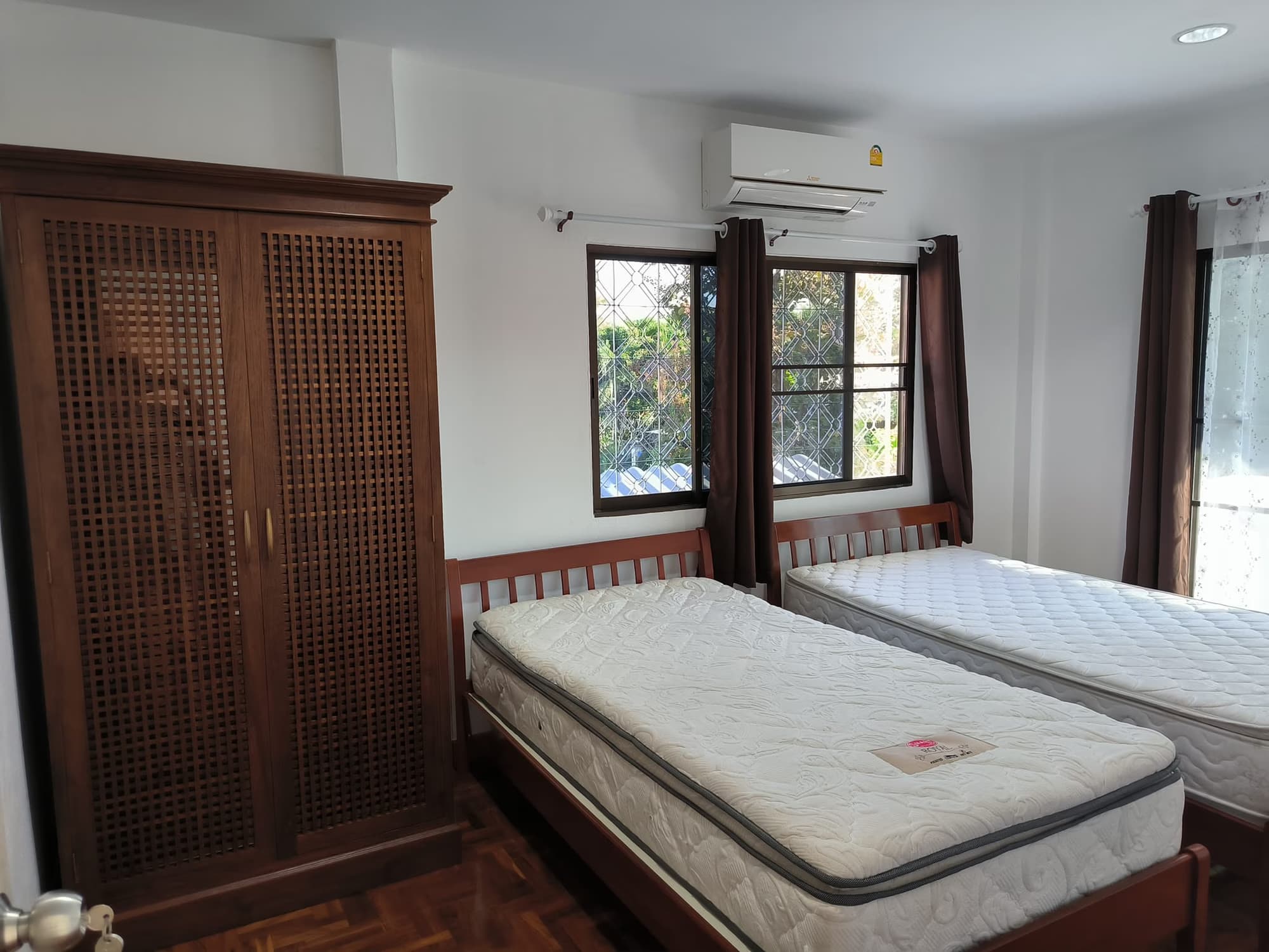 4 Bed House for Rent and Sale in San Sai - Image 12
