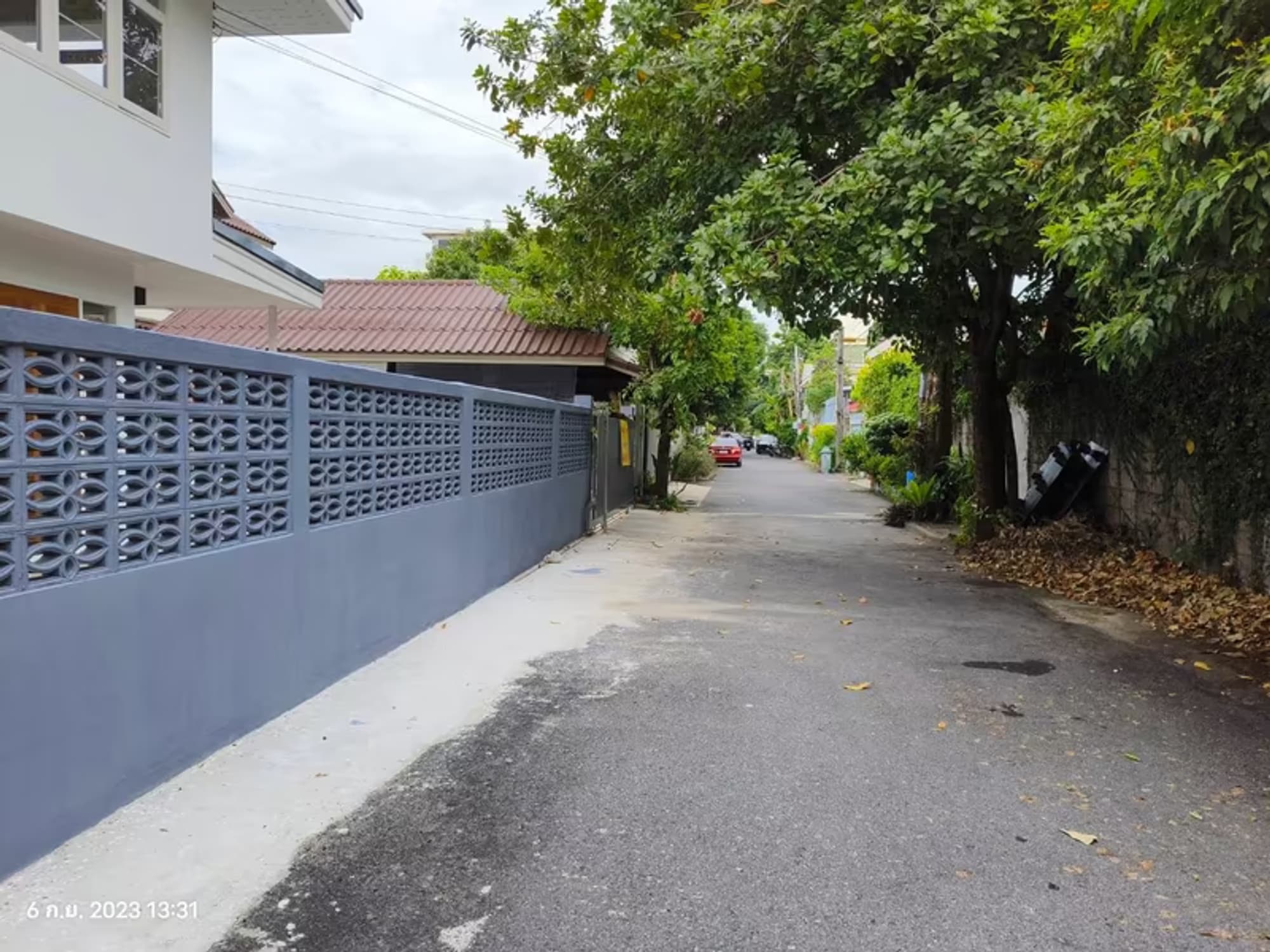 2 Bedroom House - Image 2