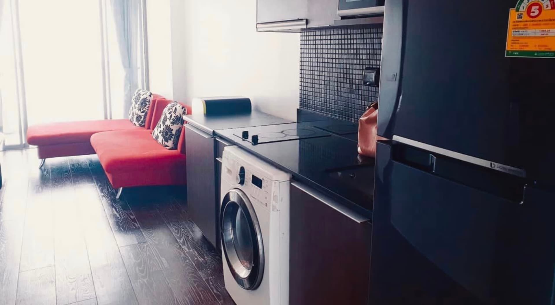 1 Bed Condo for Sale  Near Phaya Thai BTS - Image 2