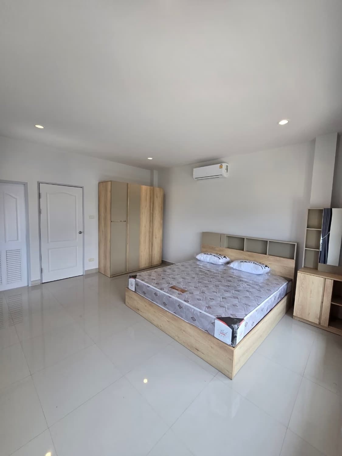 2 Bed House for Rent in Hang Dong - Image 9