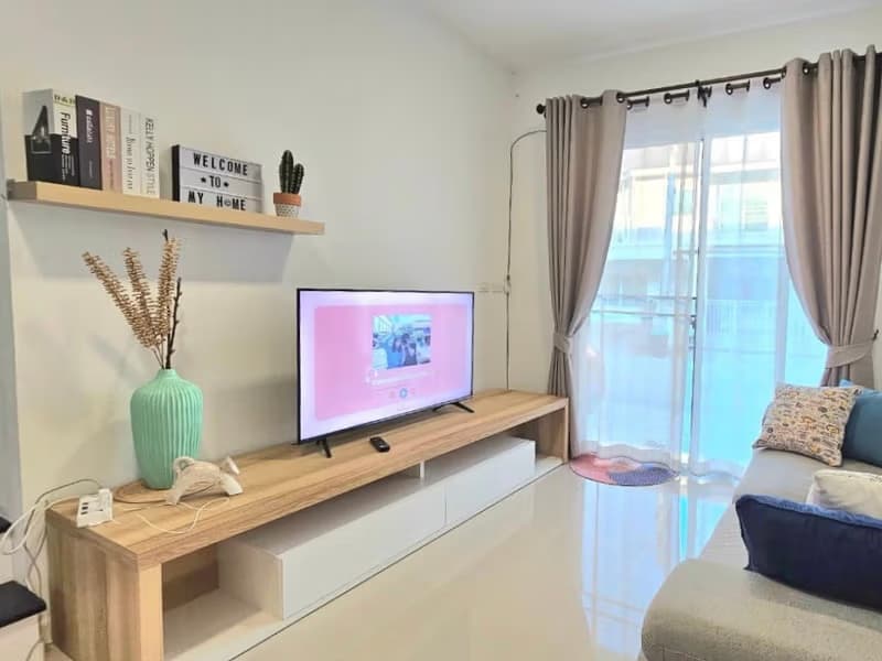 3 Bed Townhouse for Rent in San Kamphaeng