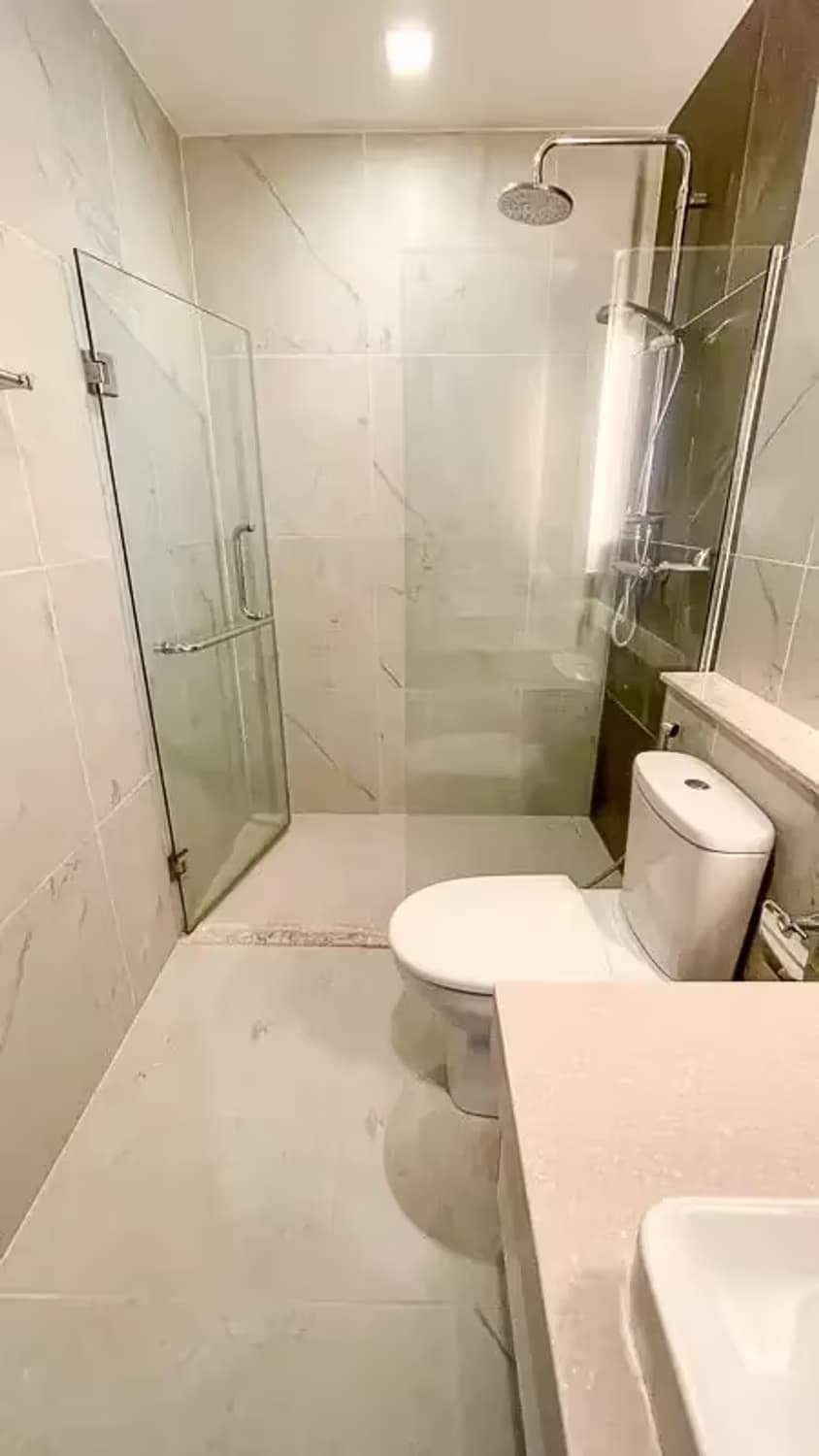 1 Bedroom Condo - Image 8