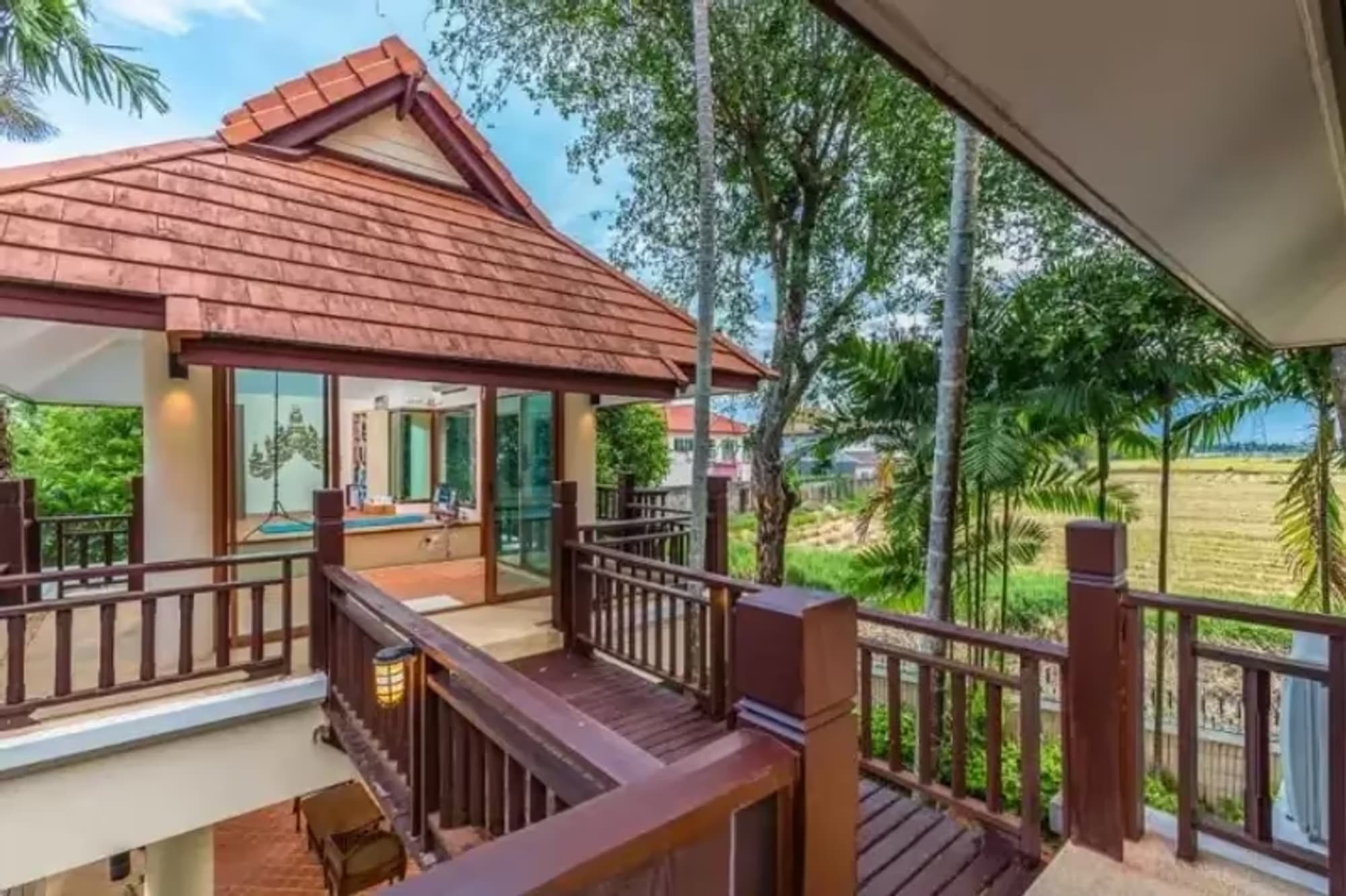 6 Bedroom House - Image 9