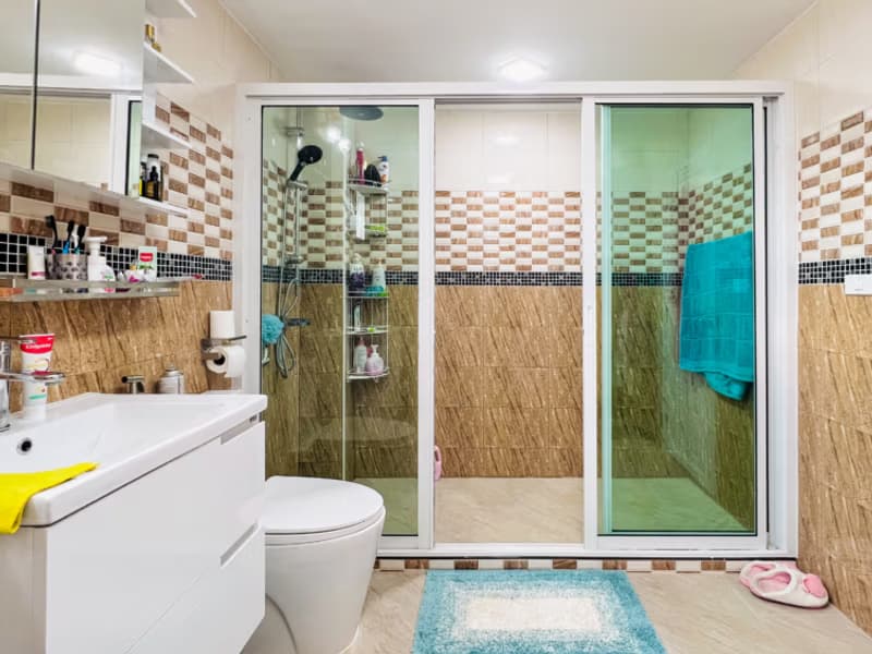 6 Bed House for Sale in Mueang Chiang Mai