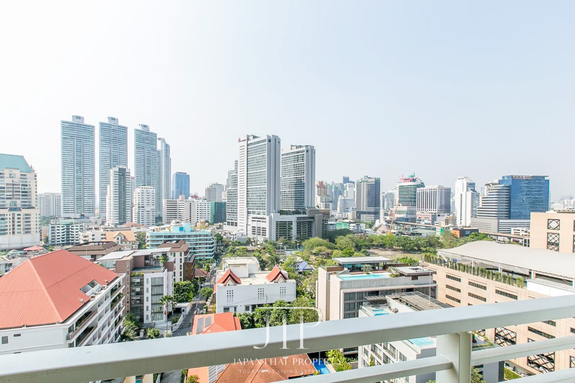 3 Bed Condo for Rent and Sale in Khlong Toei - Image 8