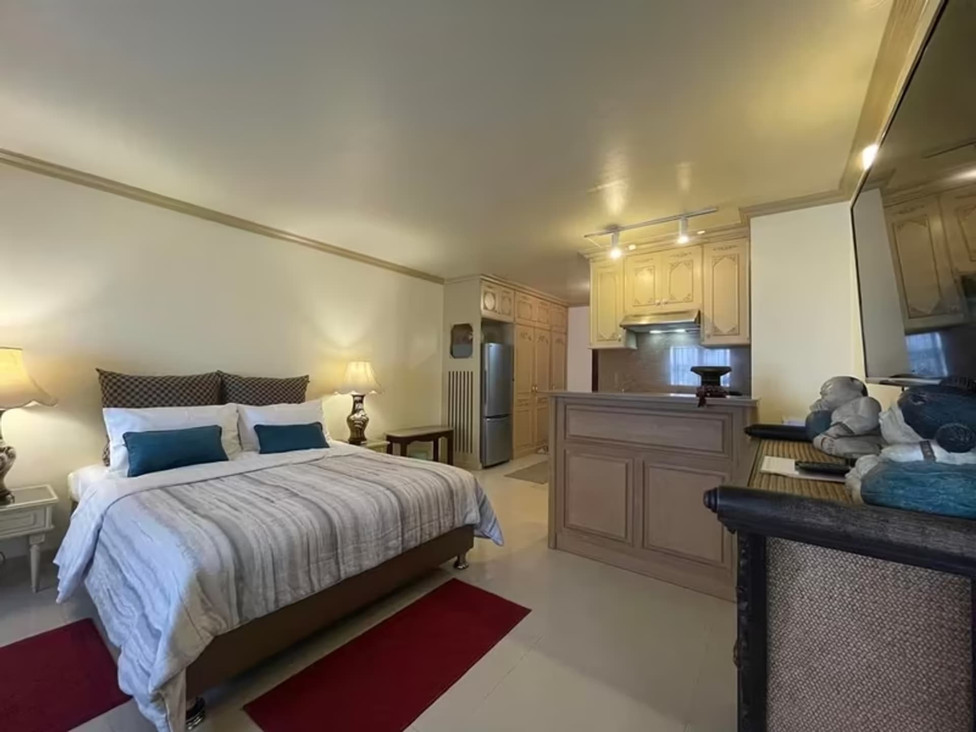 Condo for Sale at Hillside 3 - Image 7