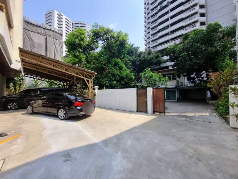 House for Rent in Watthana.
