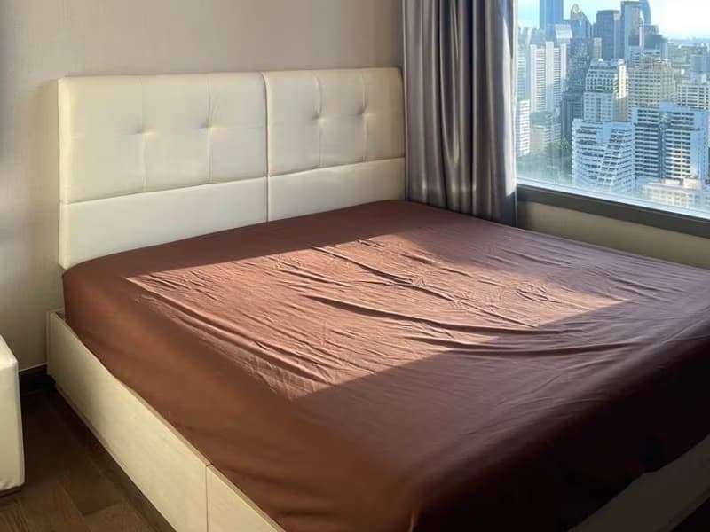 1 Bed Condo for Sale  Near Phetchaburi MRT