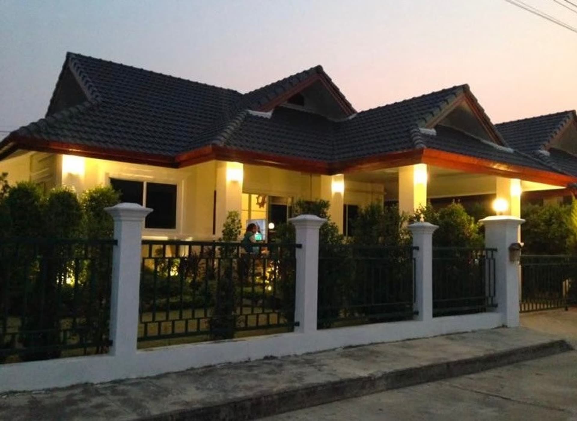2 Bed House for Sale in Hang Dong - Image 1
