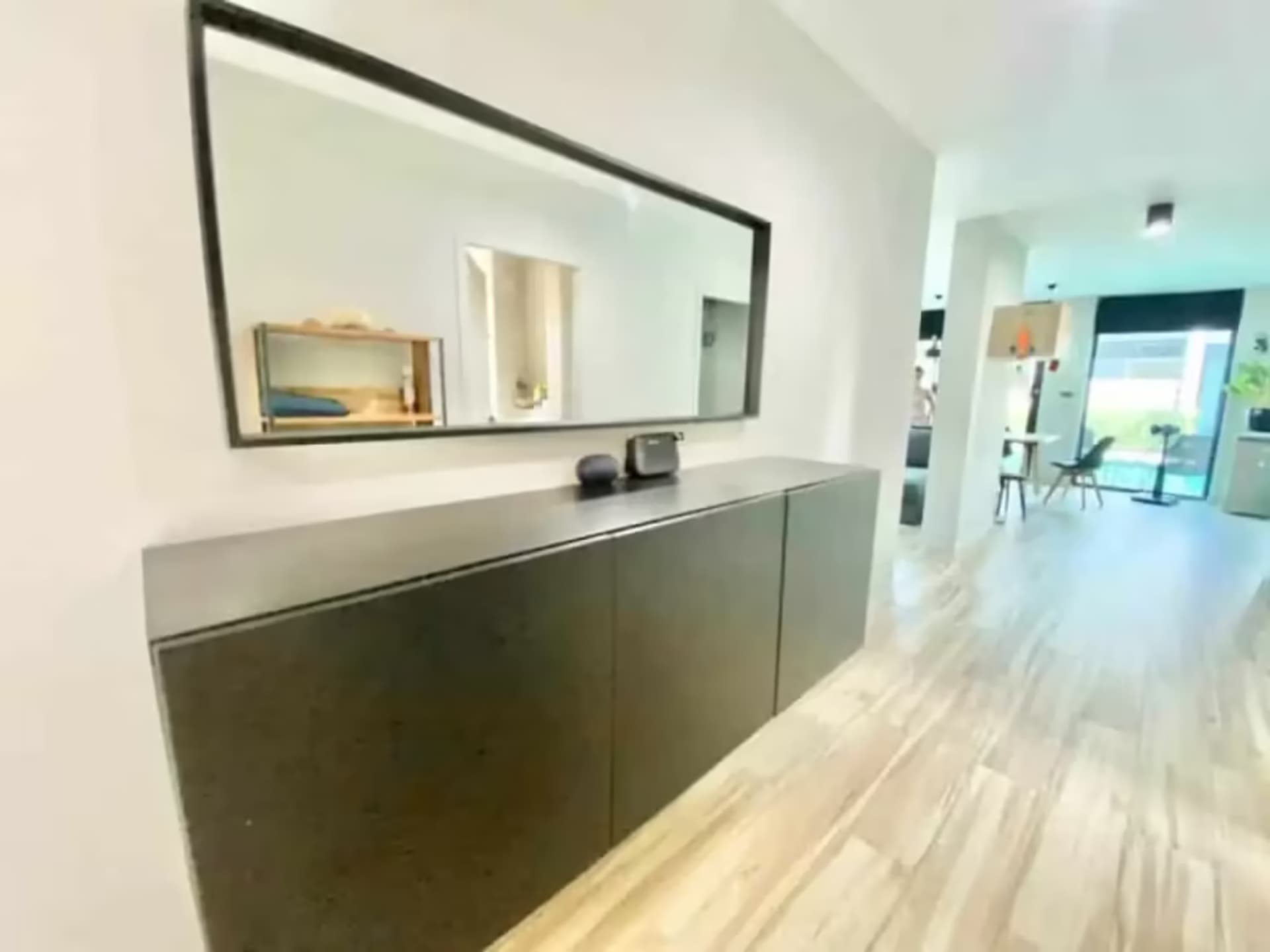 5 Bedroom House - Image 16