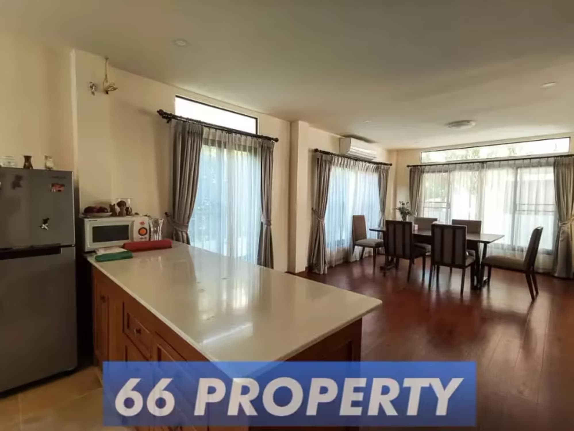 4 Bedroom House - Image 2