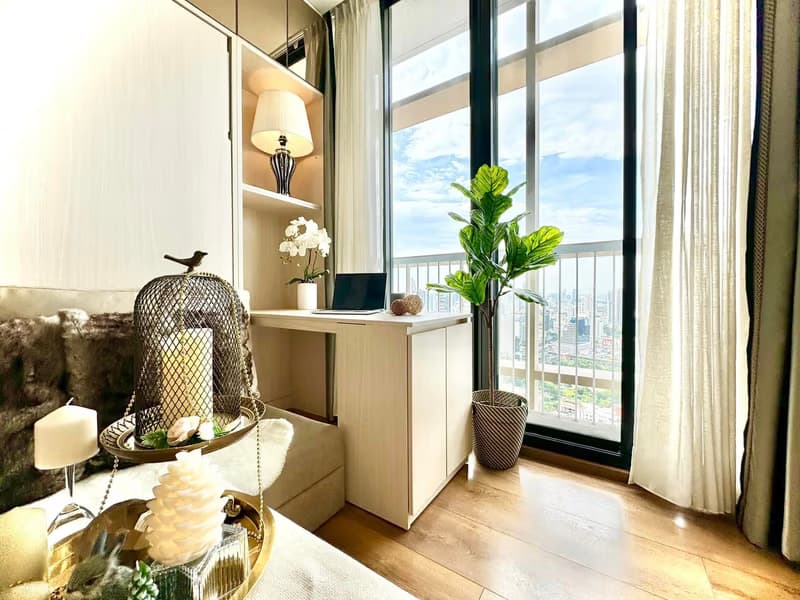 2 Bed Condo for Rent and Sale in Khlong Toei