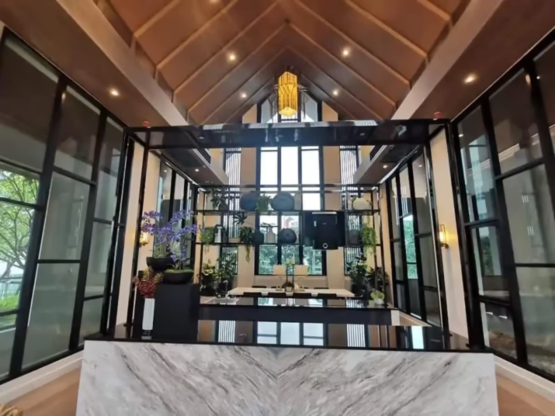 1 Bedroom Condo - Image 1