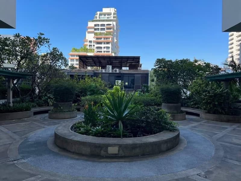 Condo for Rent/Sale at Supalai Place Condominium MAM (Sukhumvit 39 Phrom Phong)