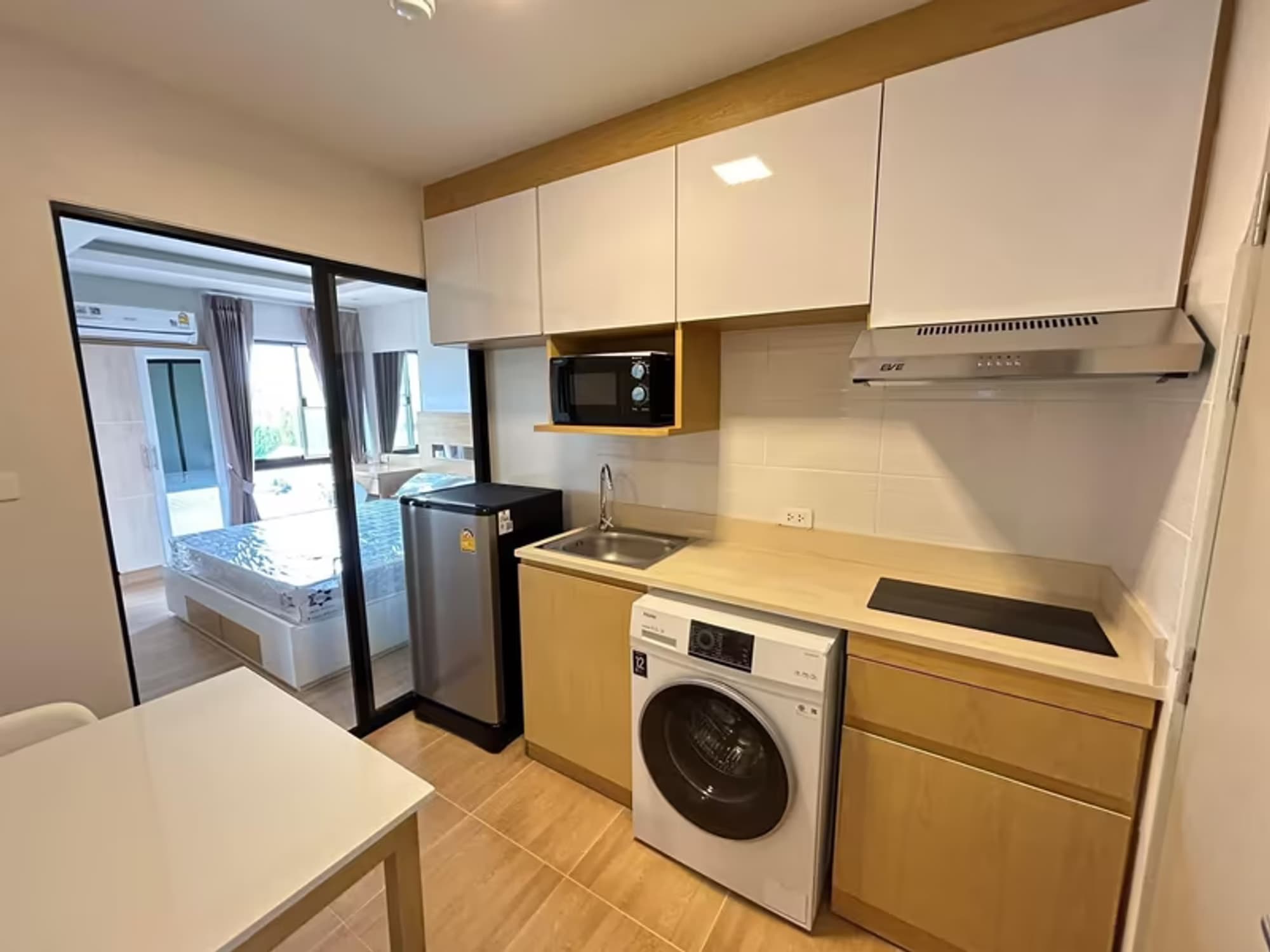 Condo for Sale w/Tenant at Finn CONDO4 @Suandok - Image 5