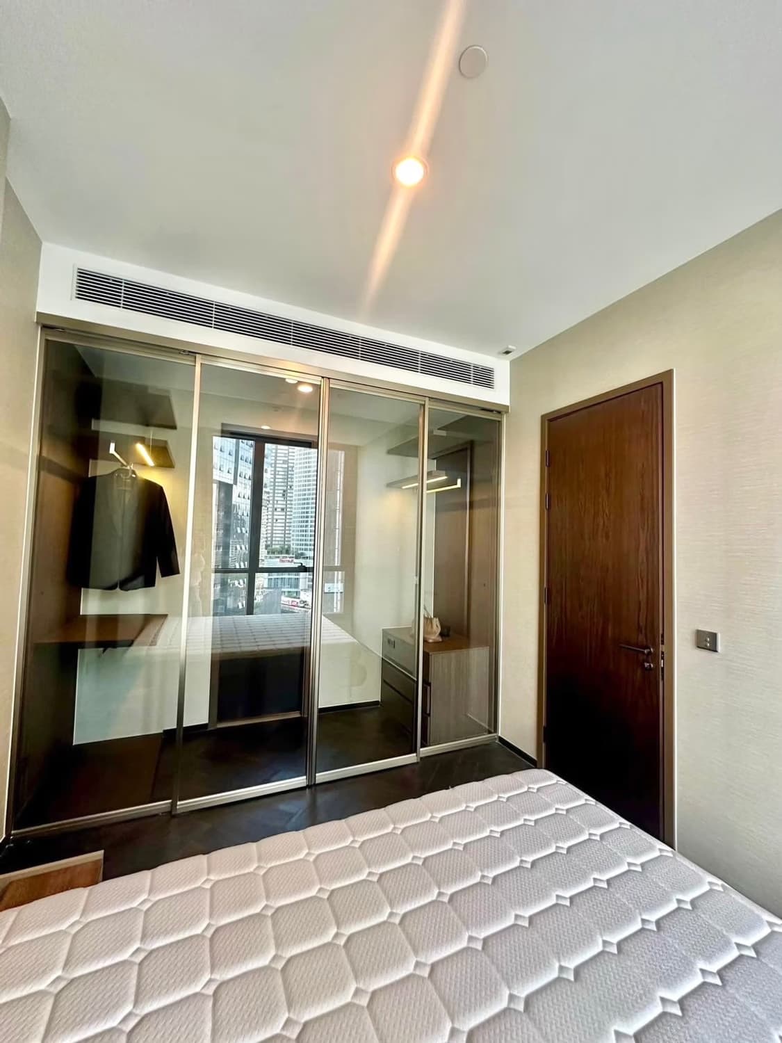1 Bed Condo for Rent in Khlong Toei - Image 10