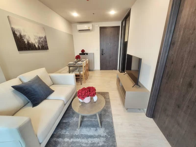1 Bed Condo for Sale  Near Huai Khwang MRT