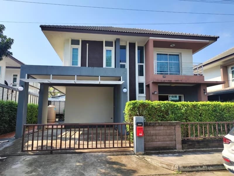 4 Bed House for Rent in Saraphi