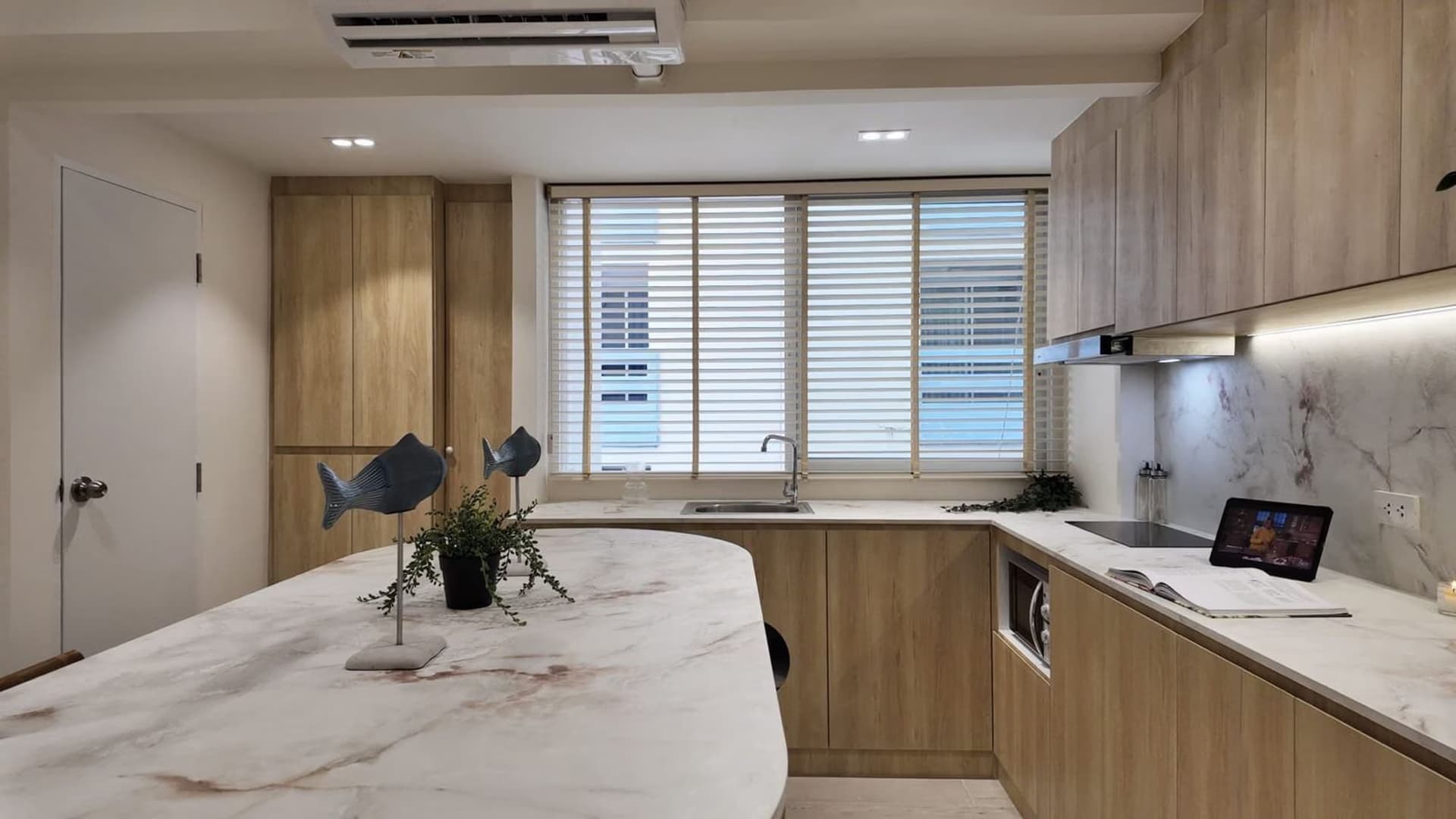 1 Bed Condo for Rent in Mueang Chiang Mai - Image 16
