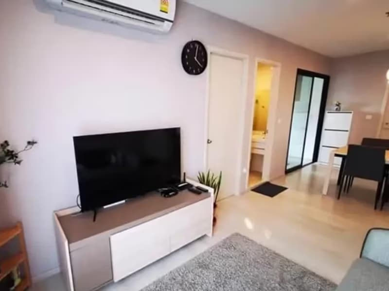 Condo for Rent at Life Asoke