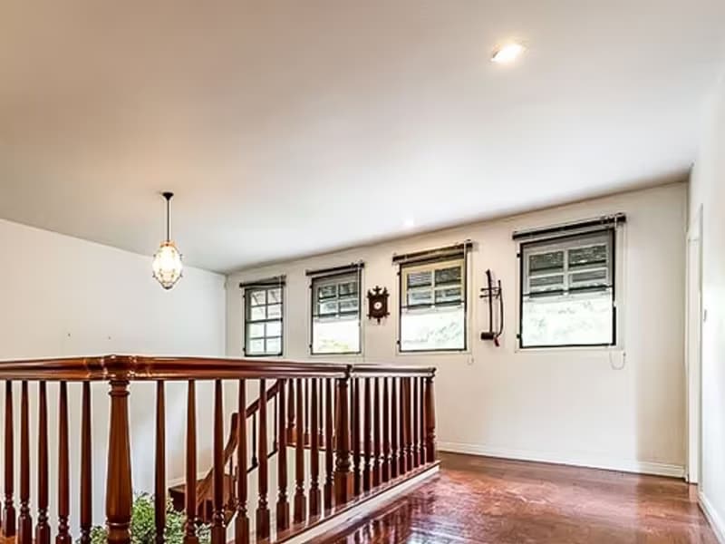 5 Bedroom House for Rent in Phra Khanong