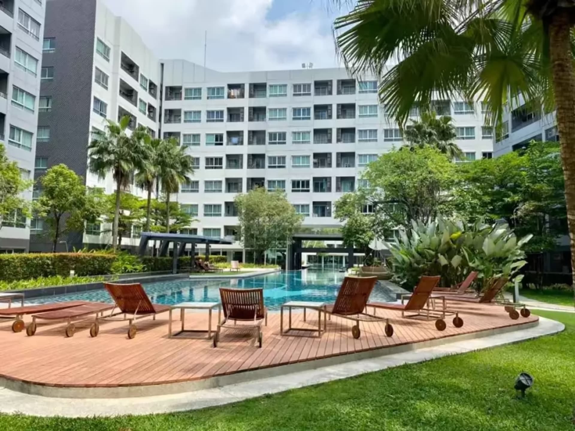 Studio for Sale in Phra Khanong - Image 3