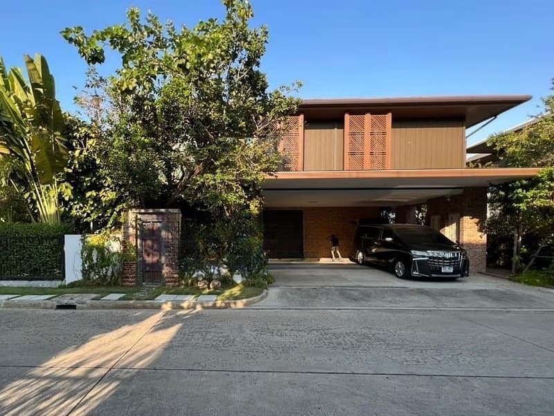 4 Bed House for Rent in Prawet