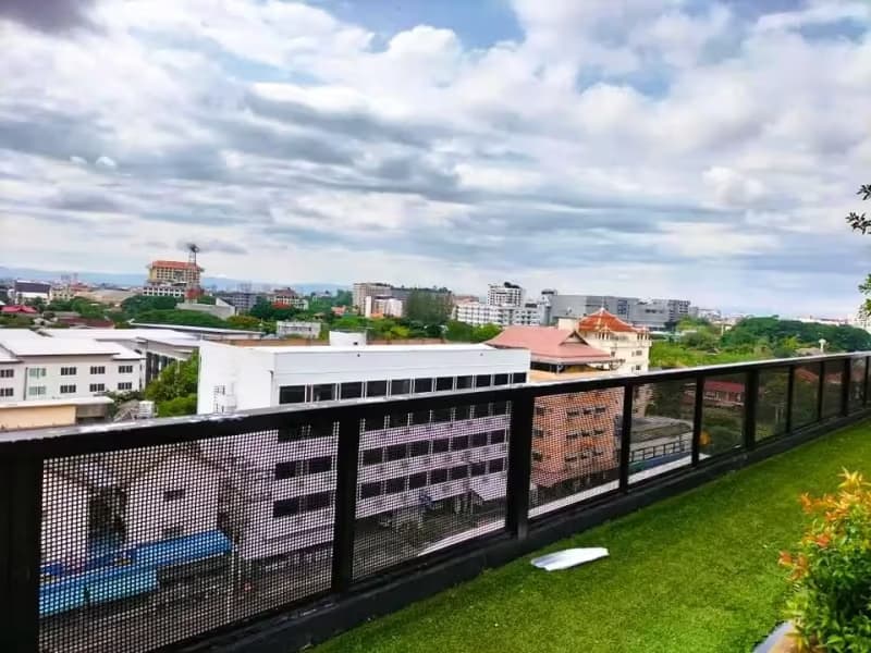 1 Bedroom Condo