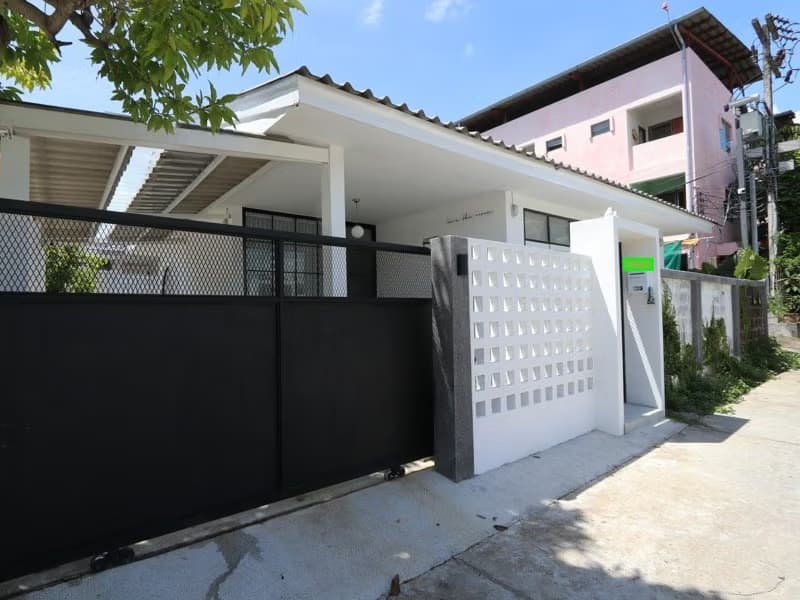 3 Bedroom House for Rent in Suthep