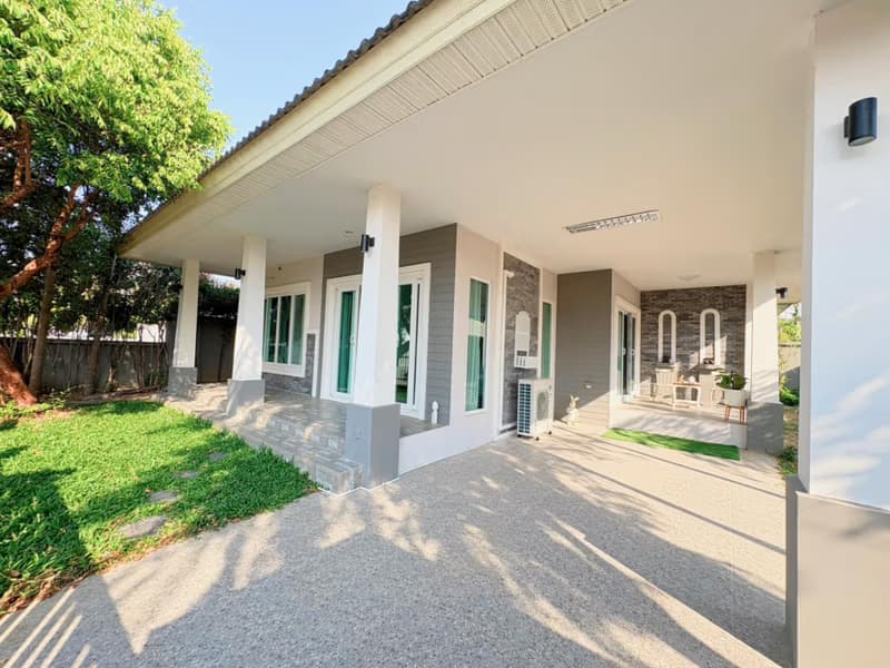 2 Bed House for Rent in Hang Dong District