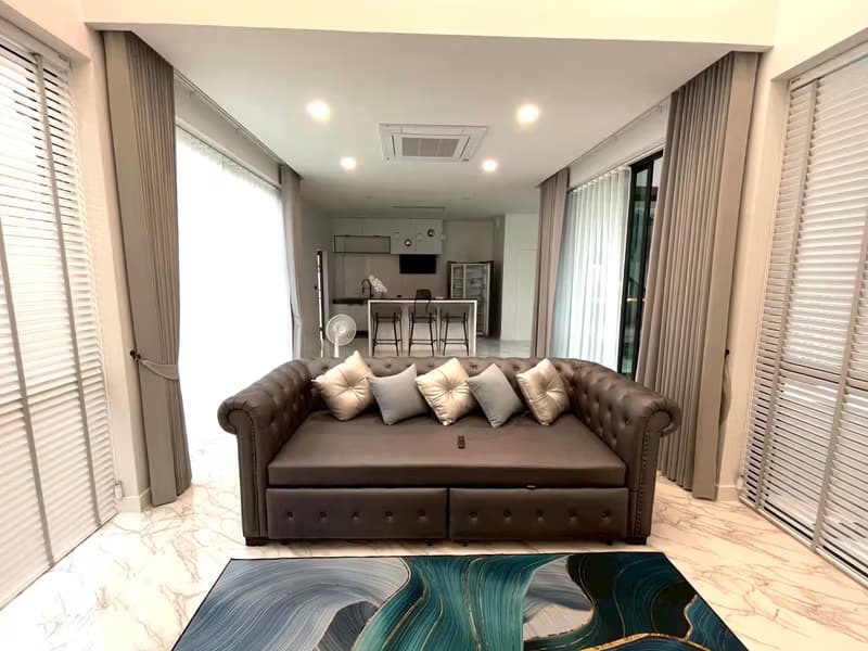 4 Bed House for Rent in Hang Dong