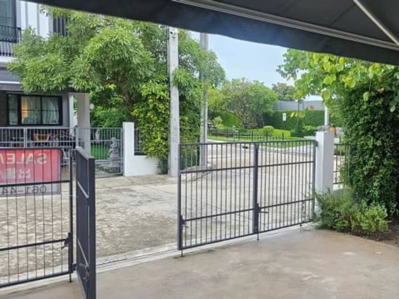 3 Bed Townhouse for Rent in Bang Phli, Samut Prakan