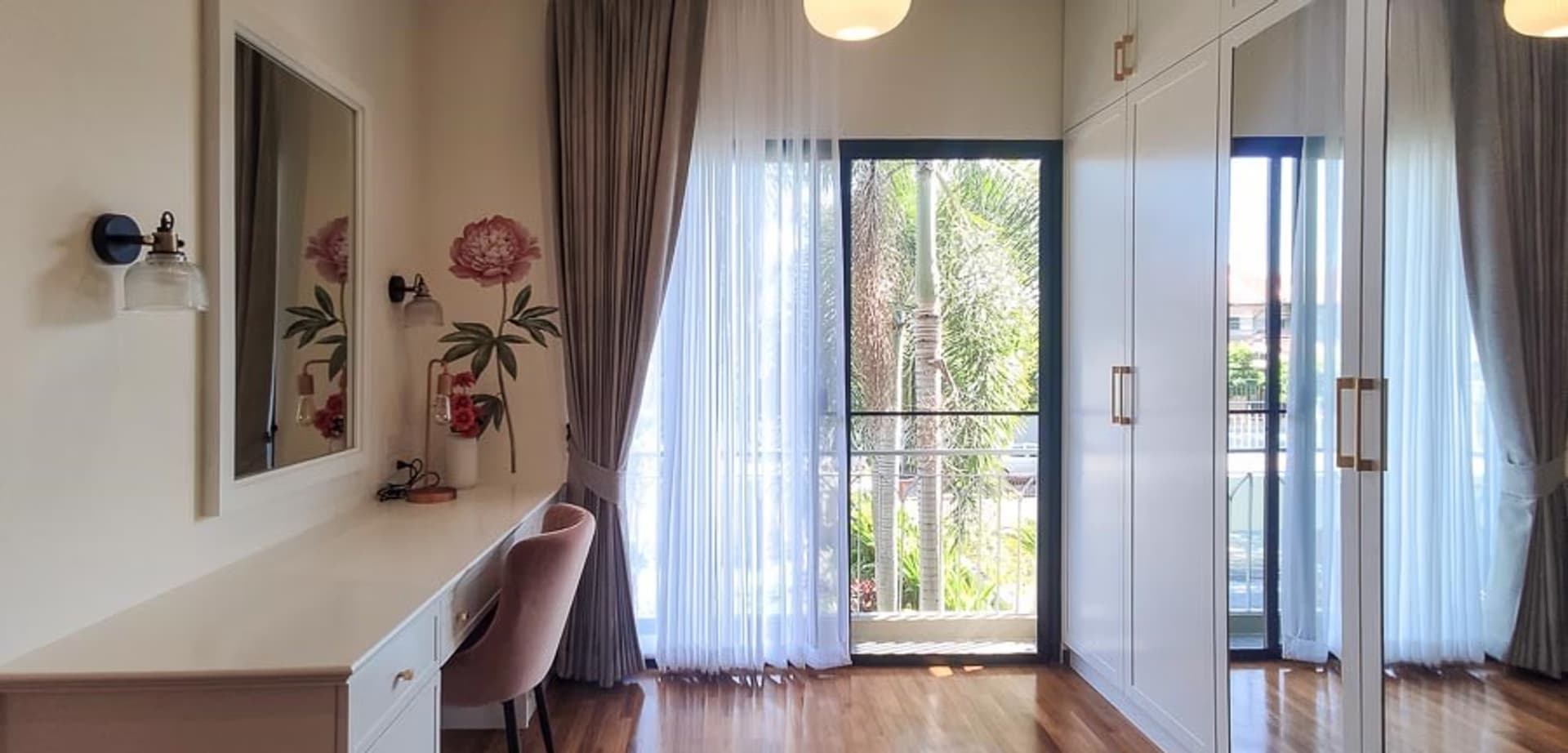 4 Bedroom House - Image 11