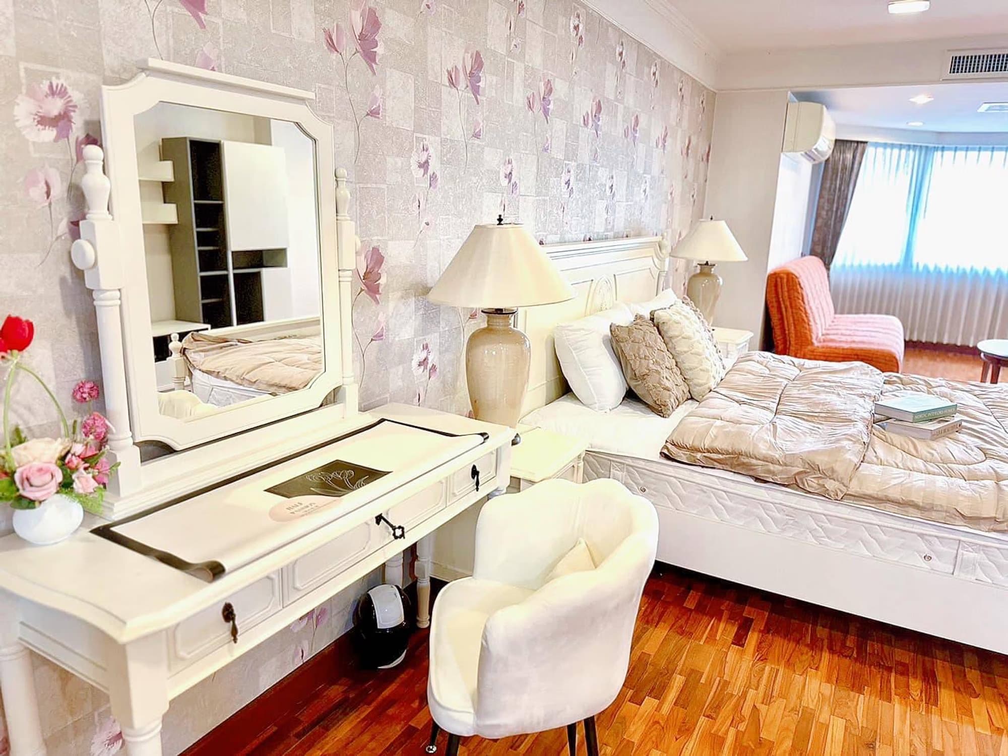 4 Bedroom Condo for Rent/Sale at Hillside 4 - Image 17