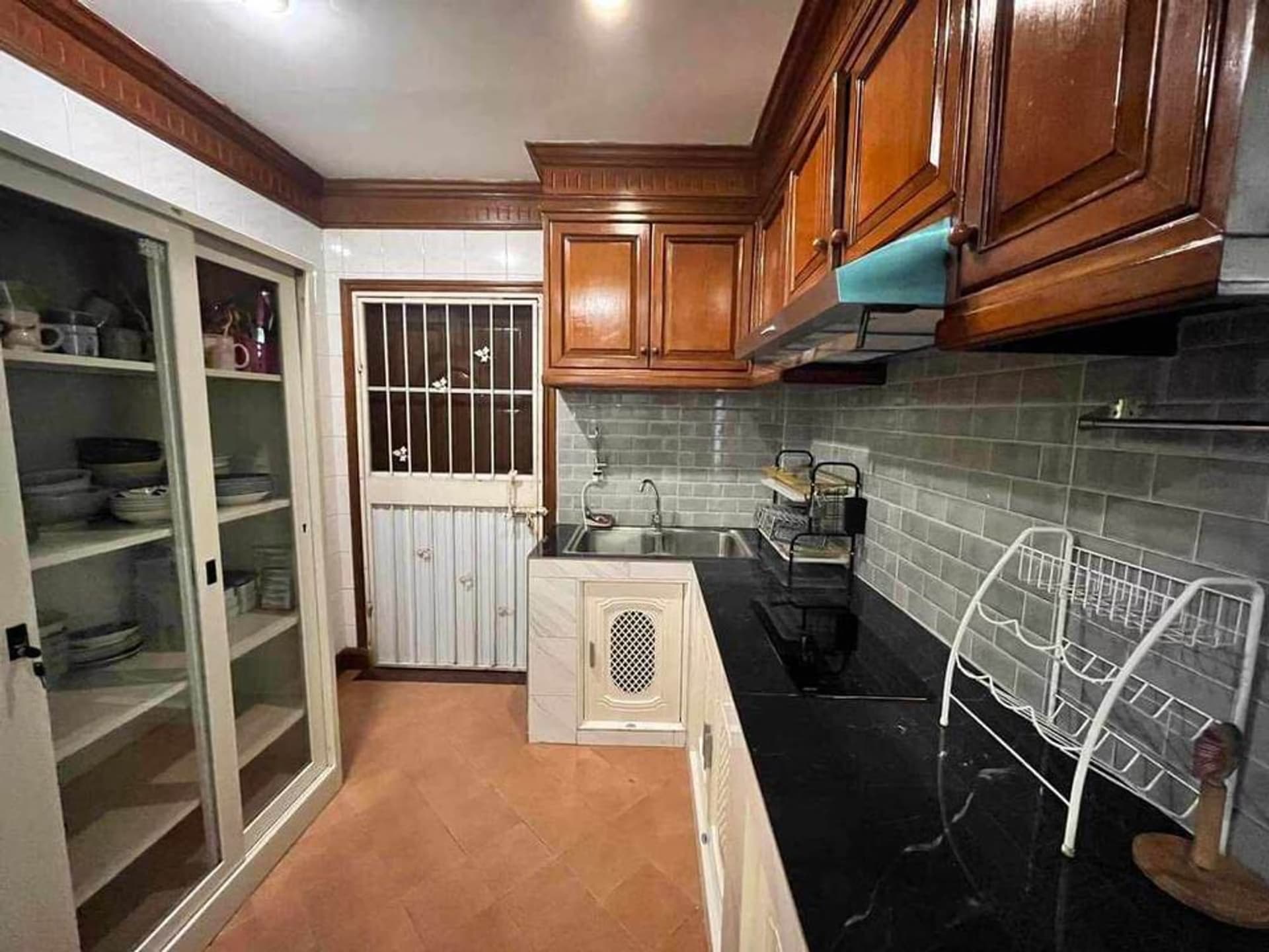 4 Bed House for Rent and Sale in Mueang Chiang Mai - Image 12
