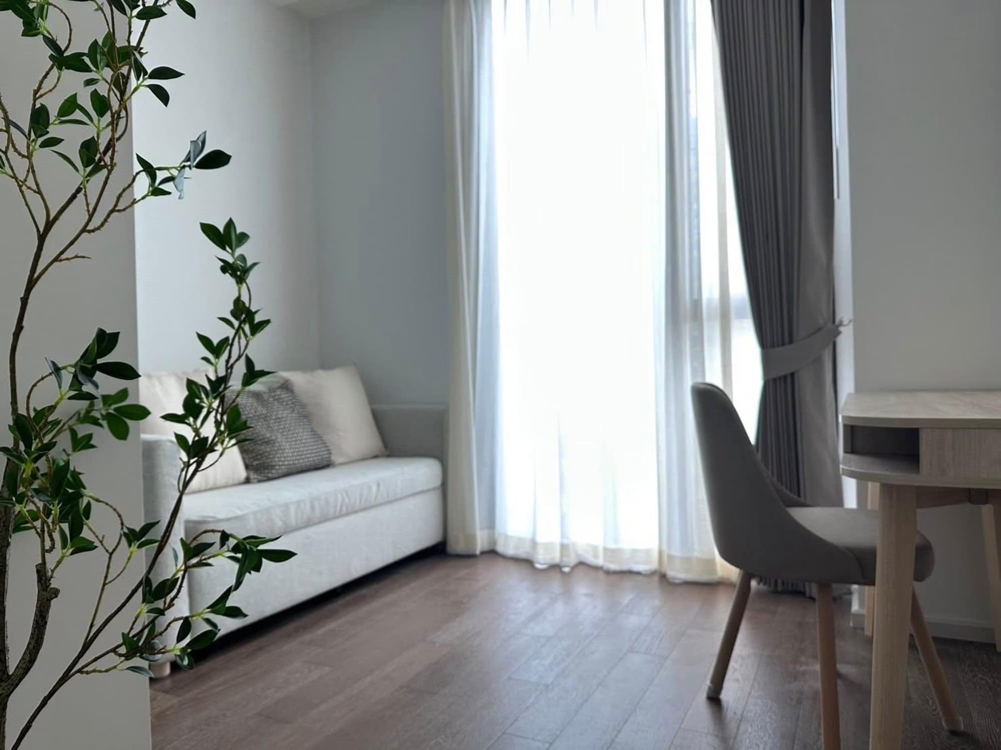 2 Bed Condo for Rent in Watthana - Image 4