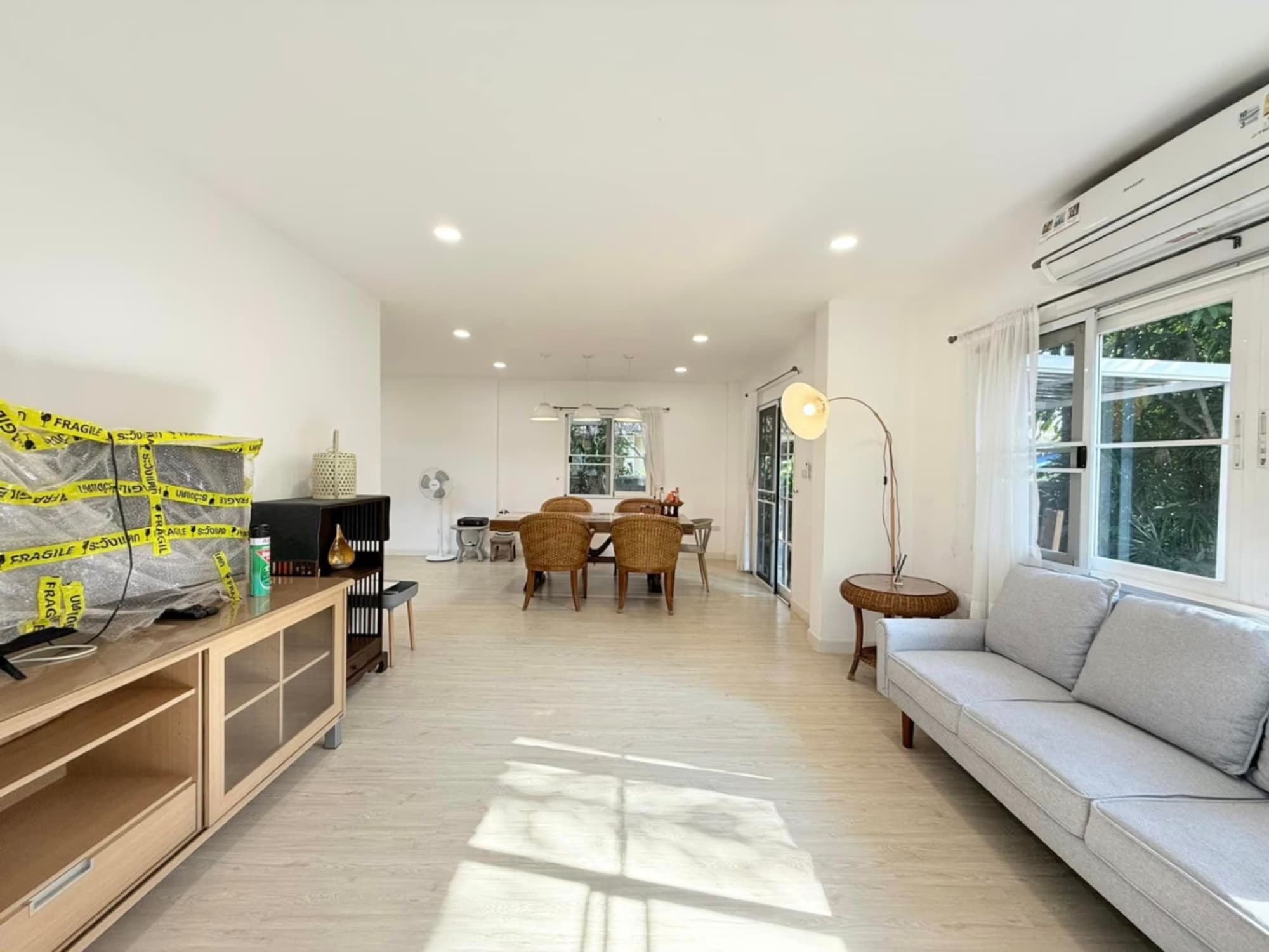 3 Bed House for Rent in Hang Dong - Image 2