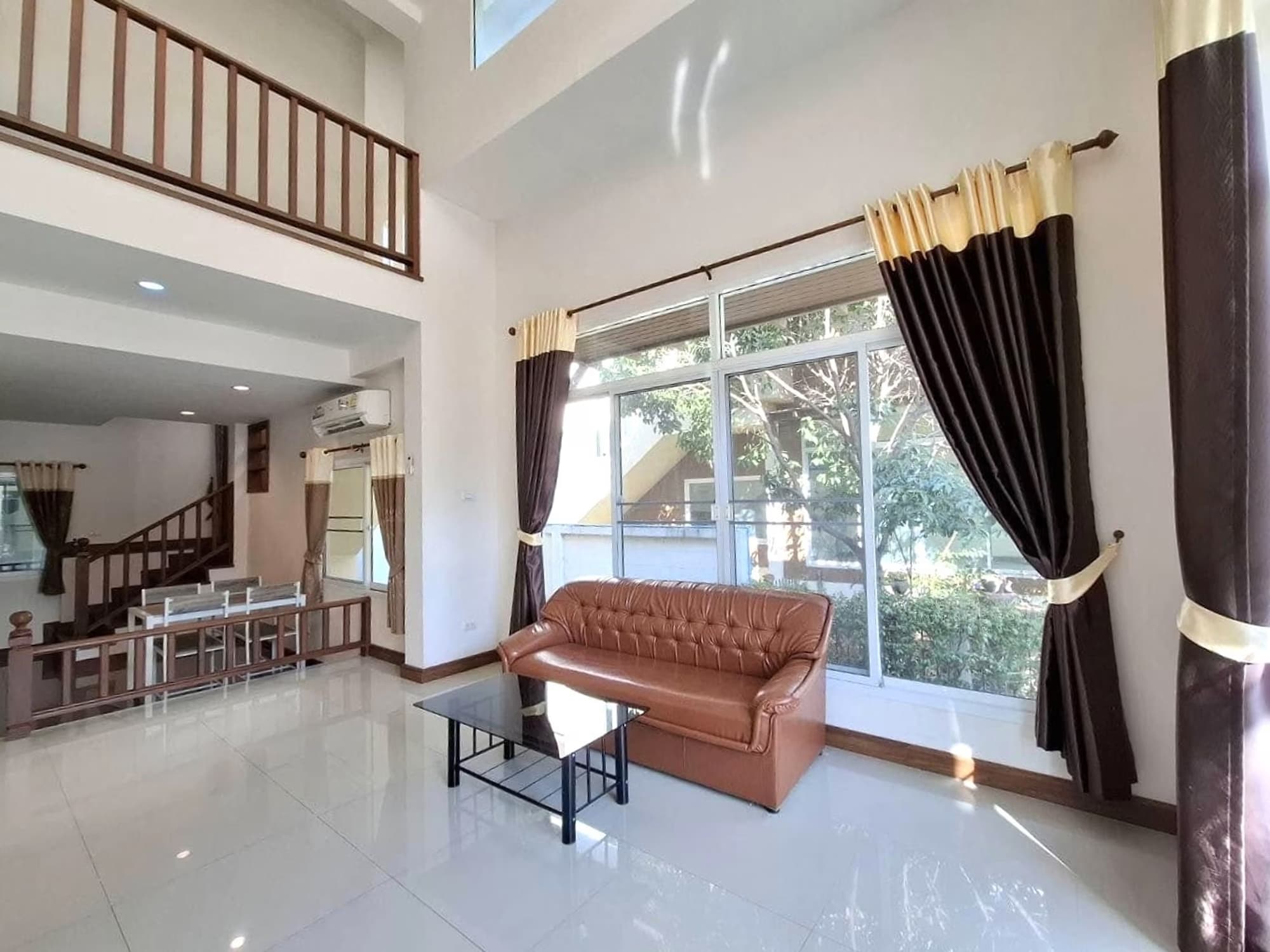 4 ห้องนอน บ้าน สำหรับ จำหน่าย ใน Mueang Chiang Mai - Image 2
