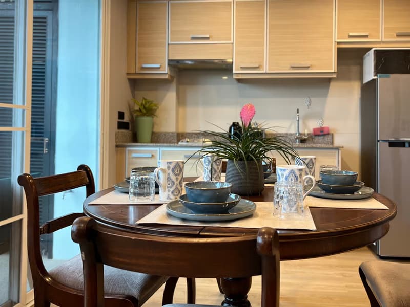 1 Bed Condo for Rent in undefined