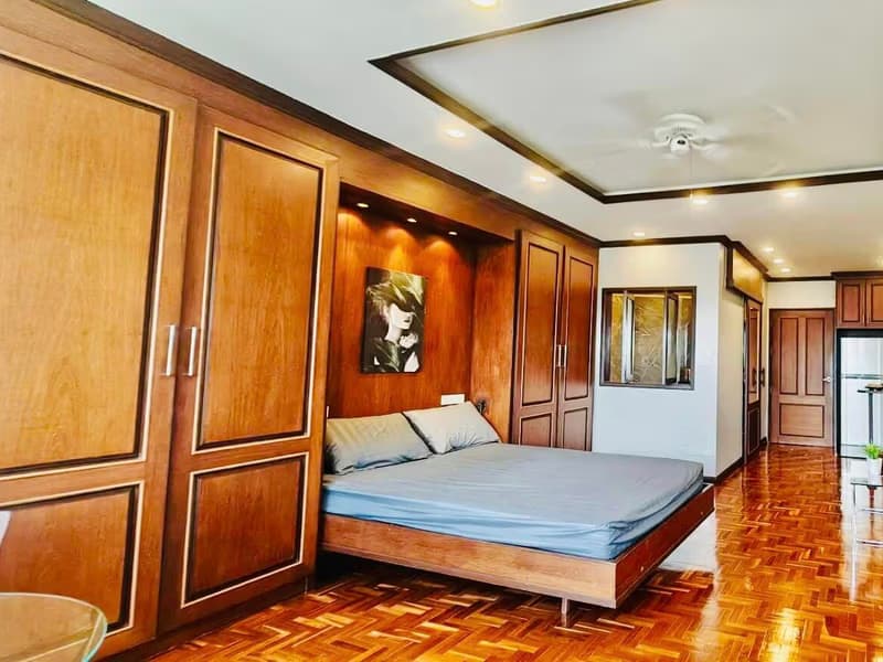 Condo for Sale, Rent at Riverside Condo