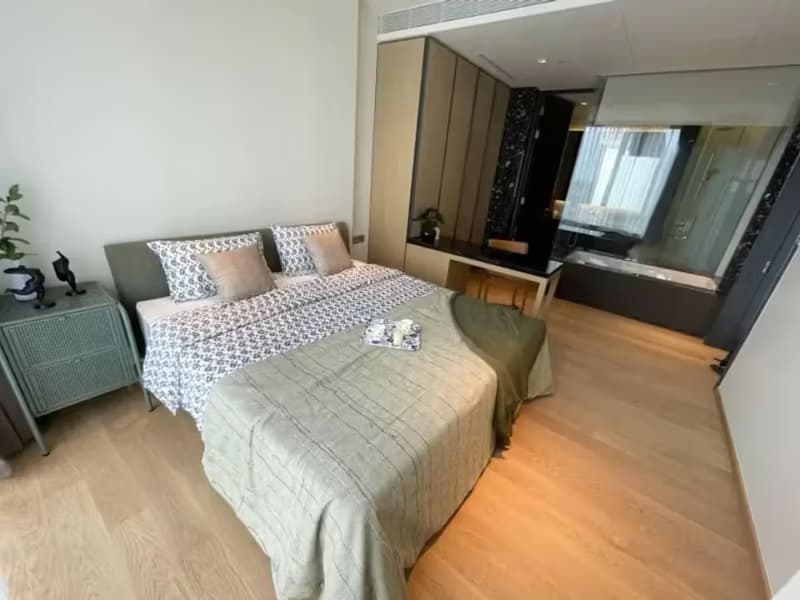 1 Bedroom Condo