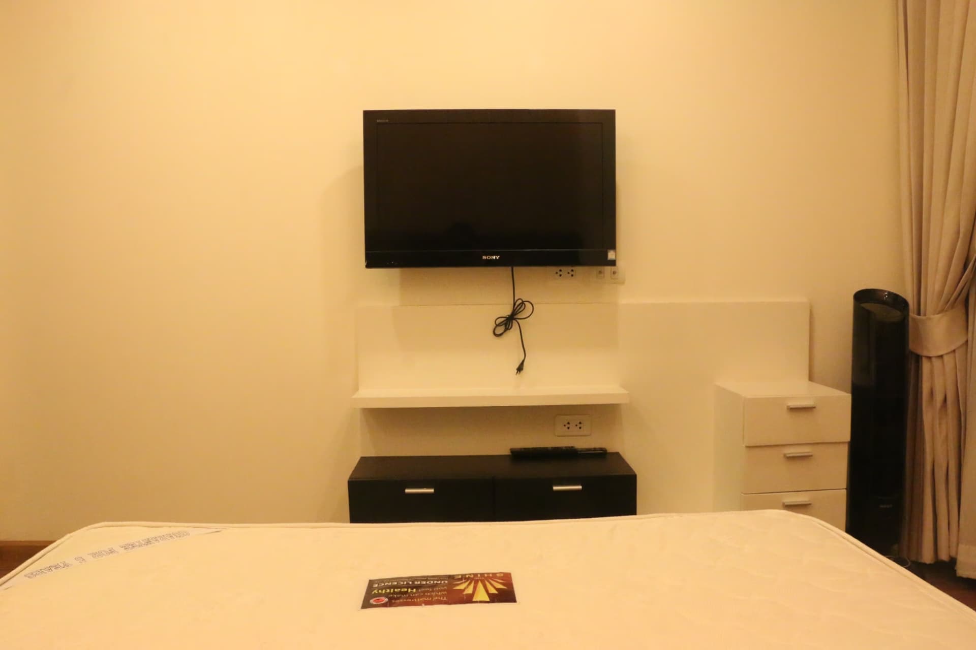 1 Bedroom Condo - Image 7