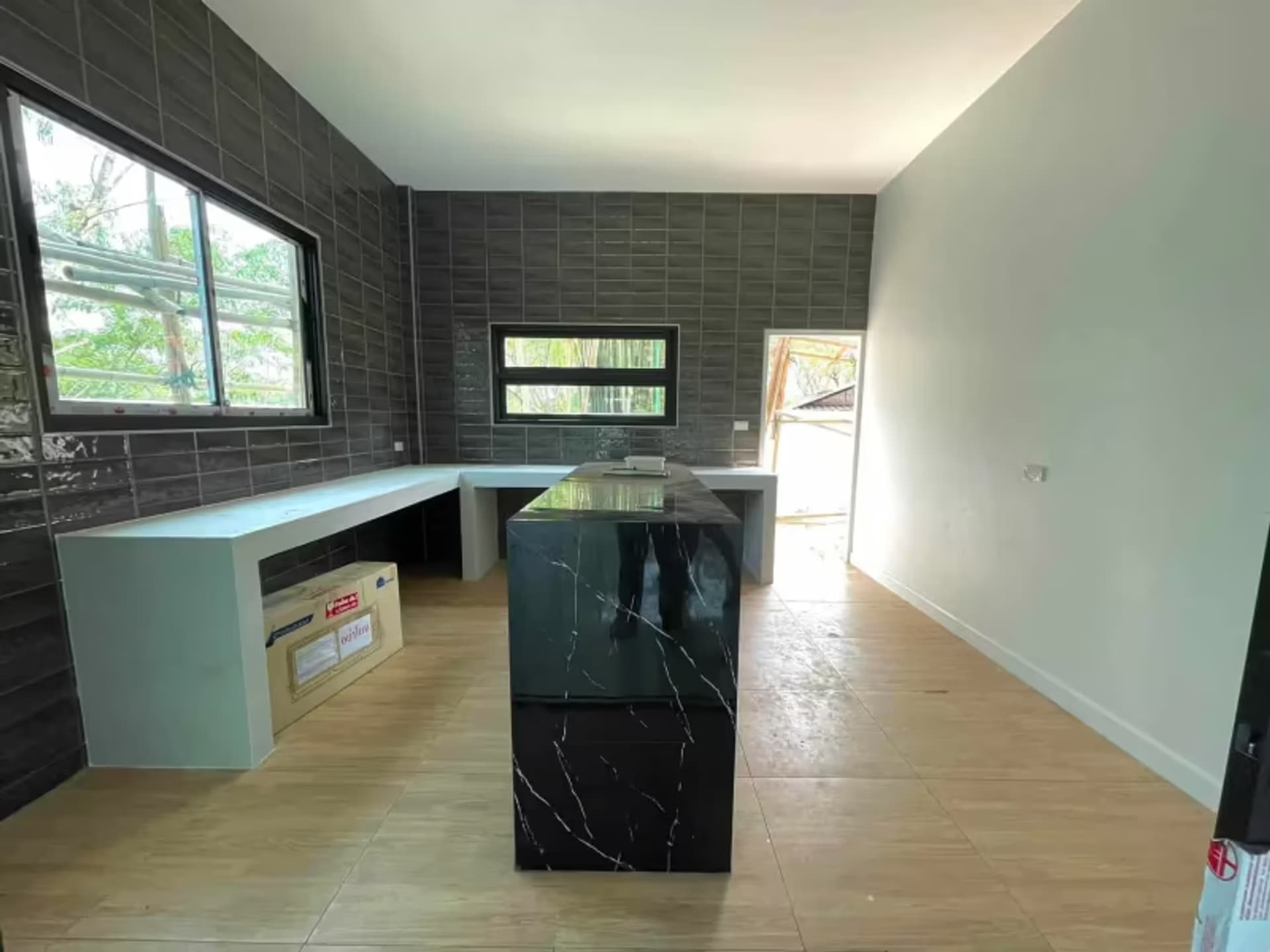 4 Bedroom House - Image 9