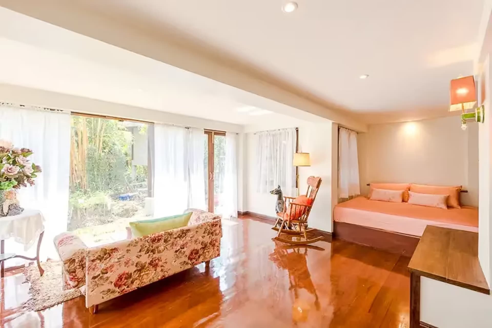 5 Bedroom House - Image 9