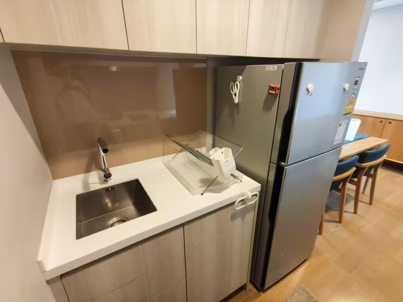 2 Bed Condo for Rent in Khlong Toei